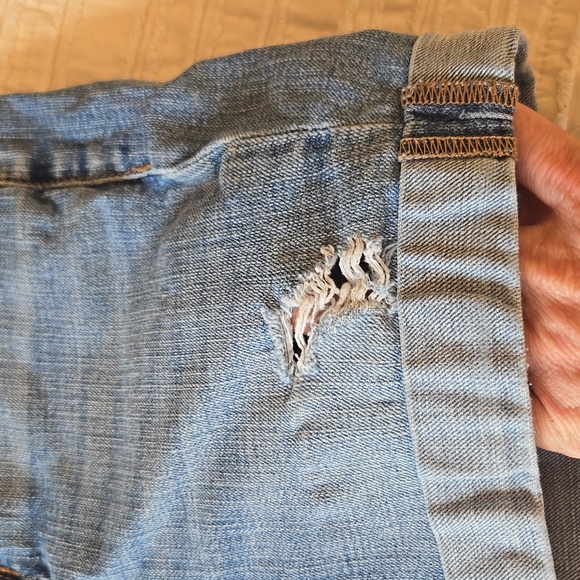 💙 Sonoma Distressed Cuffed Denim Shorts Women’s Small Mid Rise - Picture 4 of 12